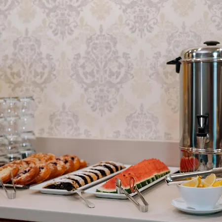 Pension Relish-2